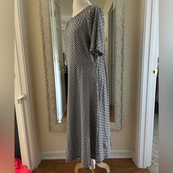 Croft & Barrow Black and White Geometric Dress - Picture 4 of 5
